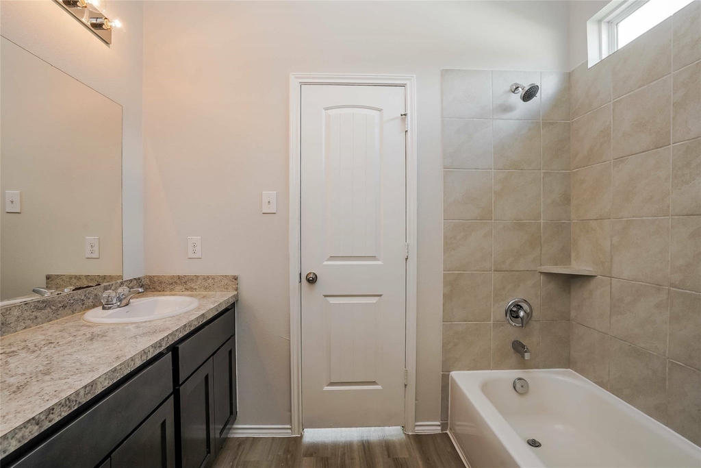 4915 Sweet Chestnut Lane - Photo 12