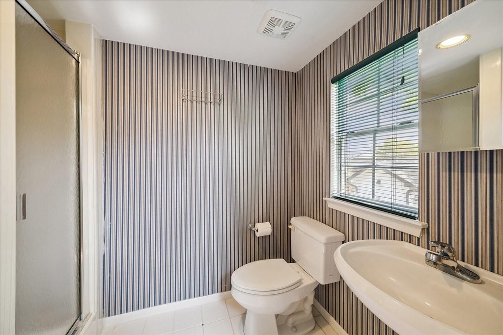 9777 Larston Street - Photo 15