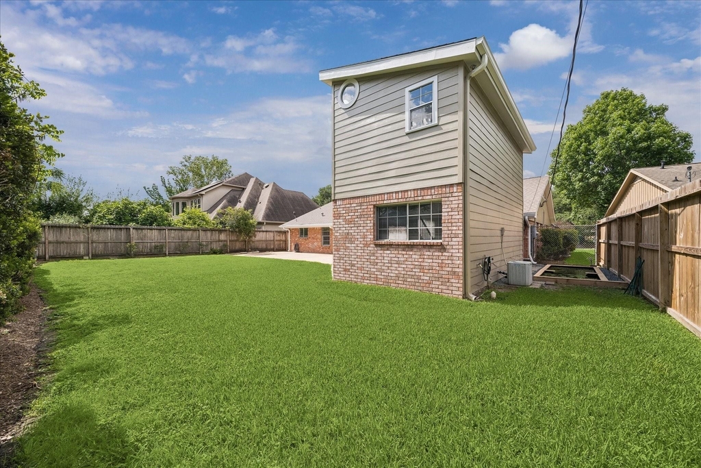 9777 Larston Street - Photo 26