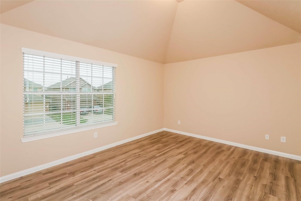 18926 Brescia Lane - Photo 8