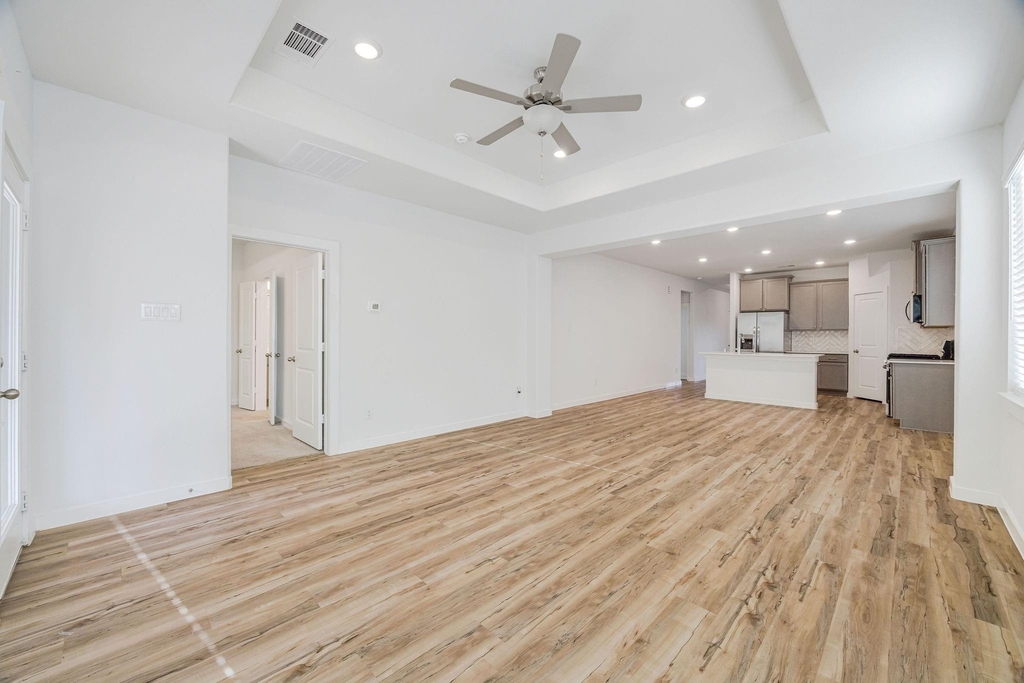 21647 Alberta Forest Circle - Photo 9