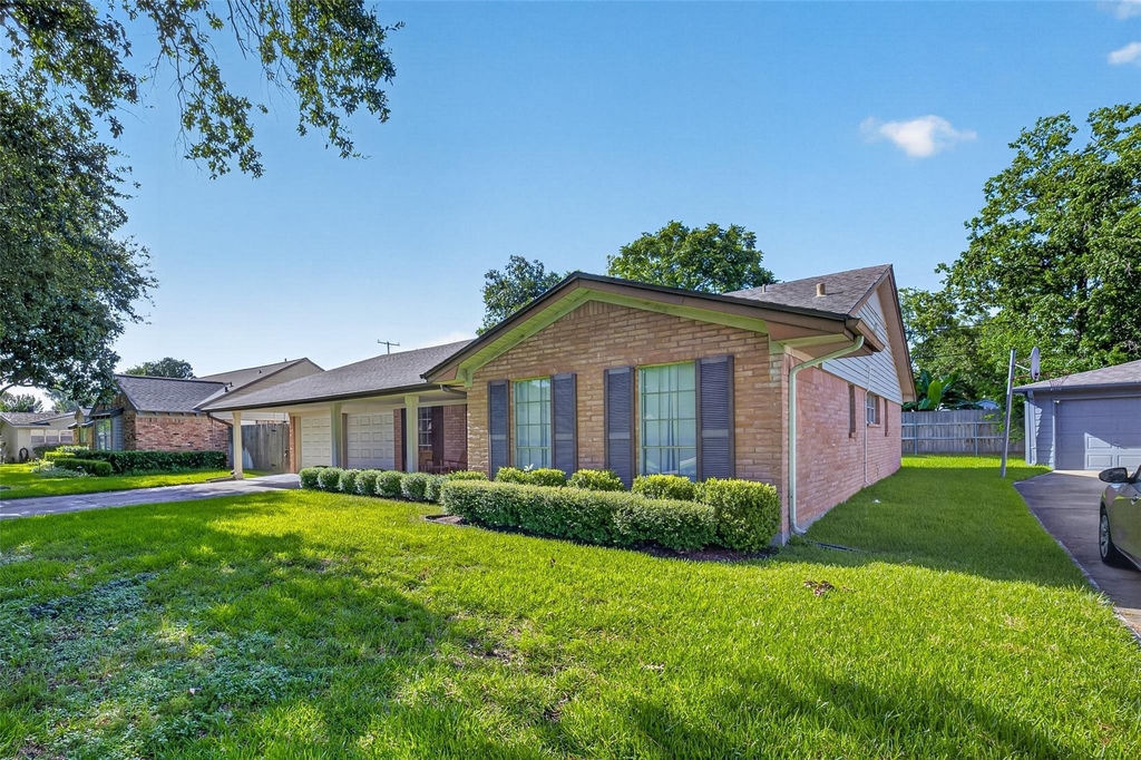 5310 Indigo Street - Photo 5