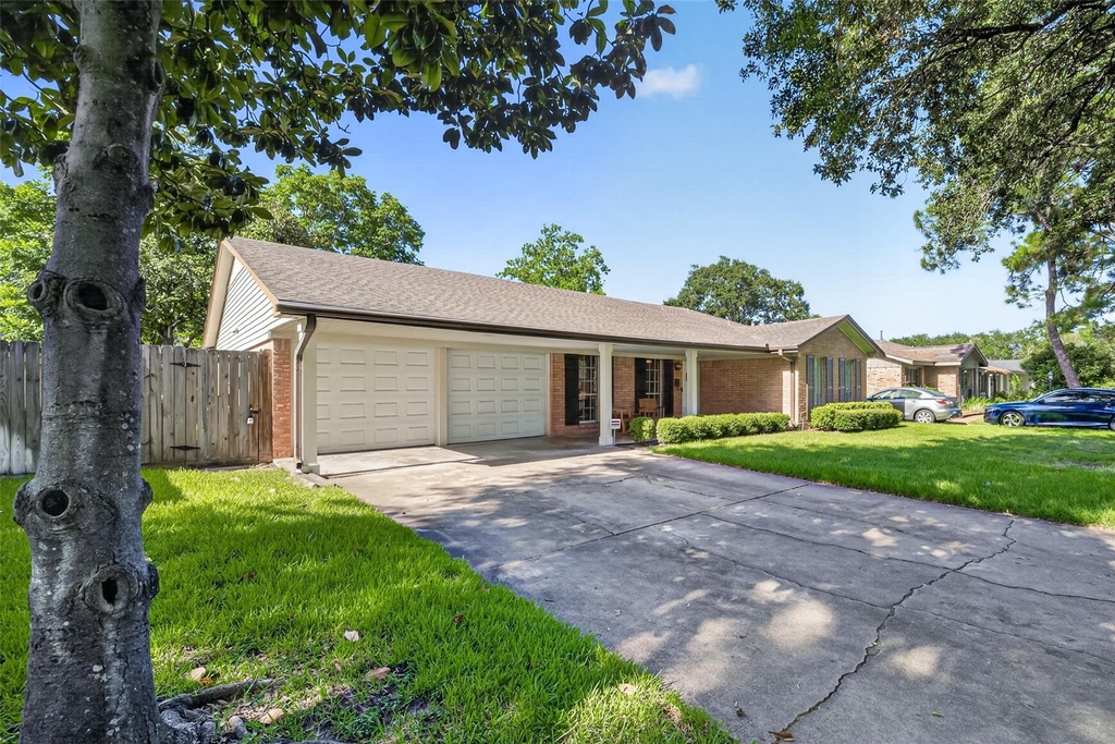 5310 Indigo Street - Photo 1