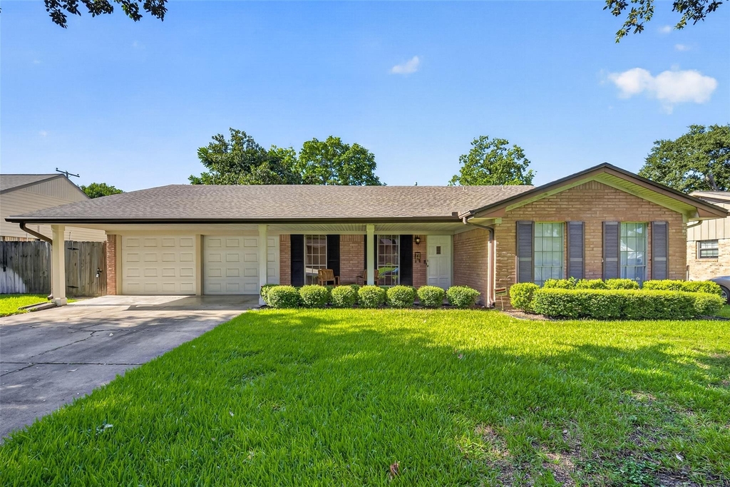 5310 Indigo Street - Photo 0