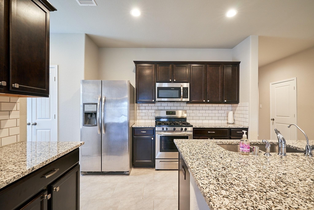 29503 Patricias Way - Photo 7