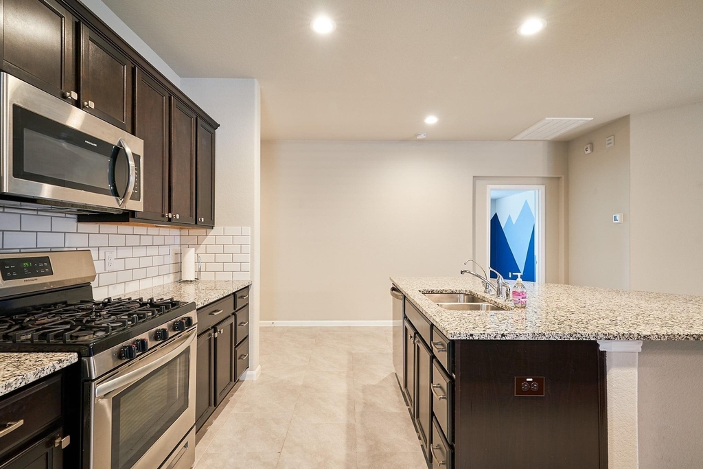 29503 Patricias Way - Photo 8
