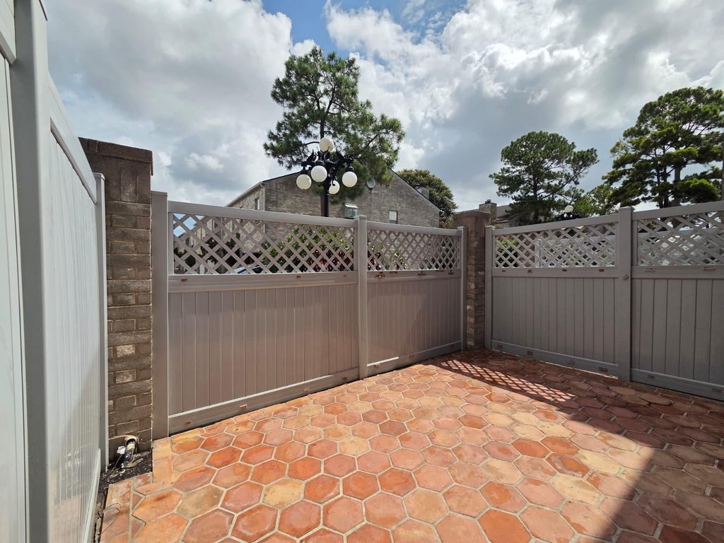 6000 Reims Road - Photo 34