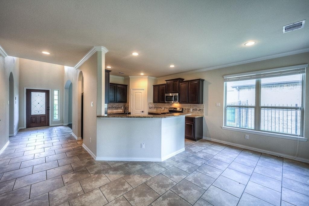 27 Sawbridge Circle - Photo 9