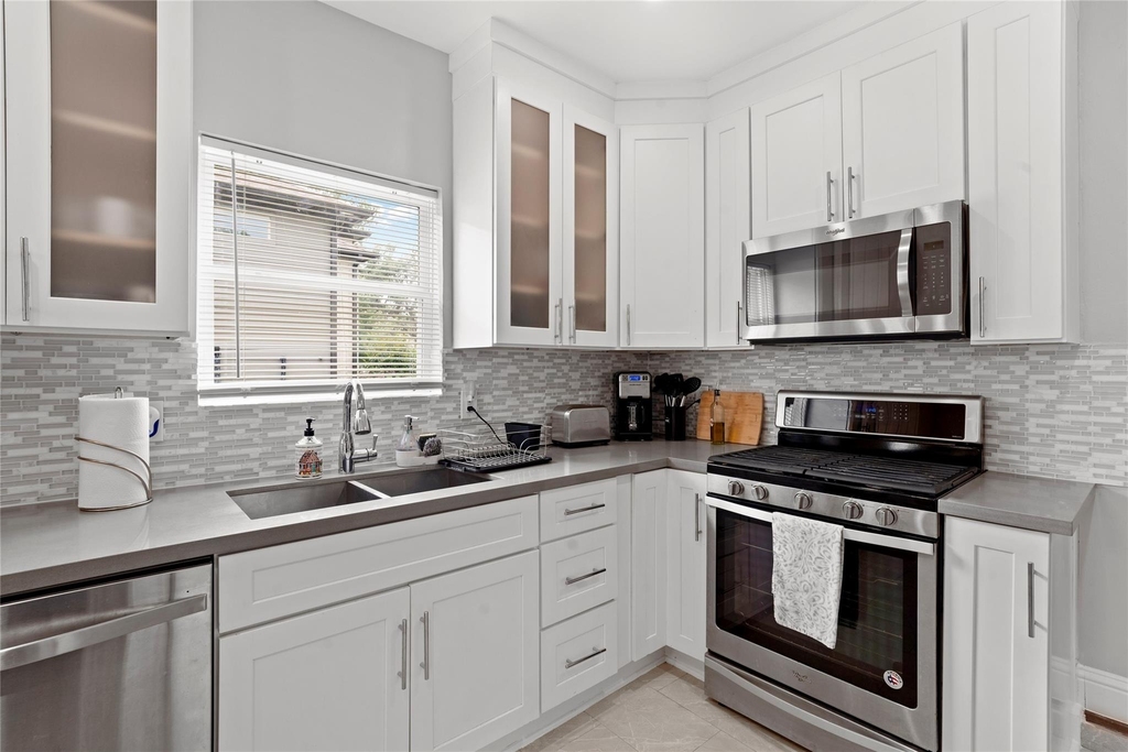 5027 Wigton Drive - Photo 11