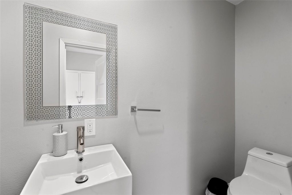 5027 Wigton Drive - Photo 23