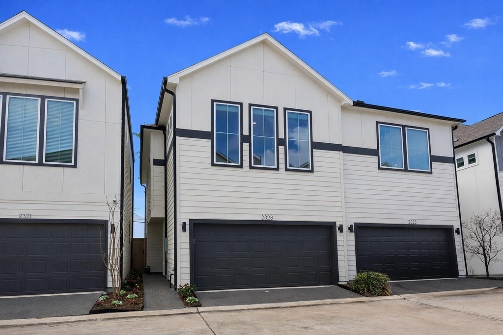 2323 Warhol Way - Photo 1