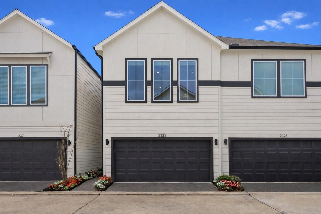 2323 Warhol Way - Photo 29