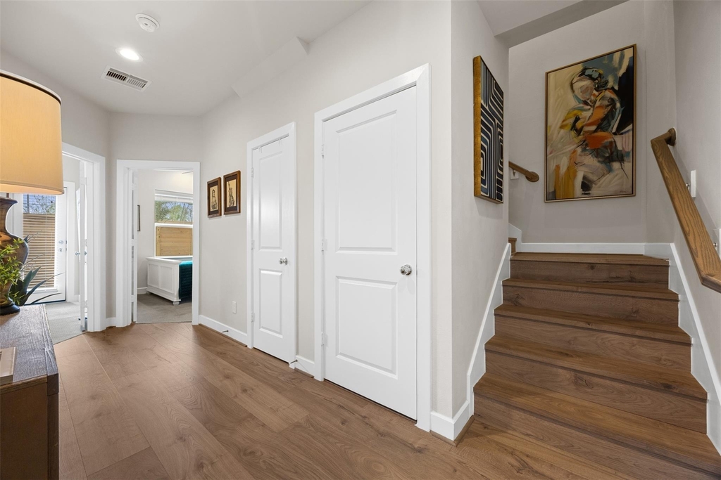 2323 Warhol Way - Photo 4