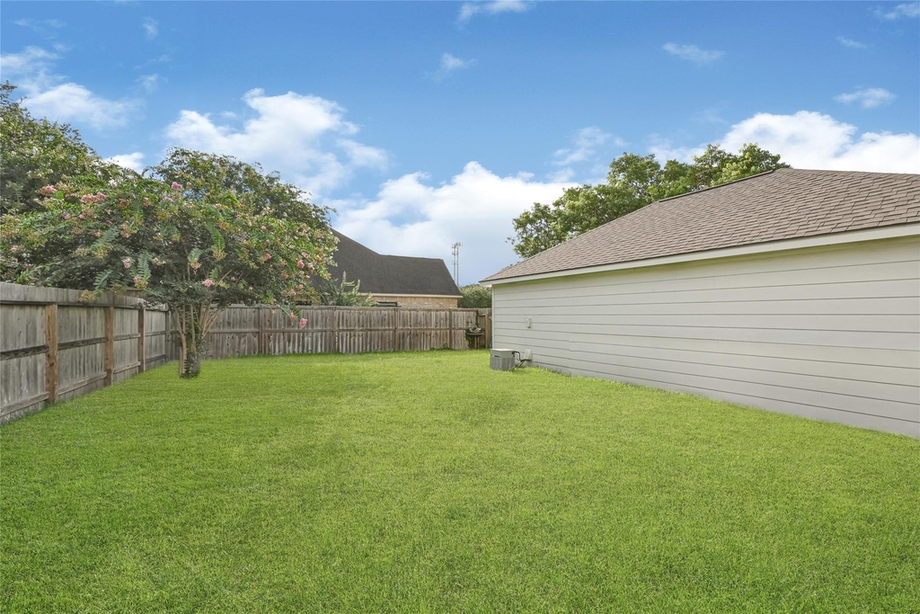 202 Cascade Pines Drive - Photo 36