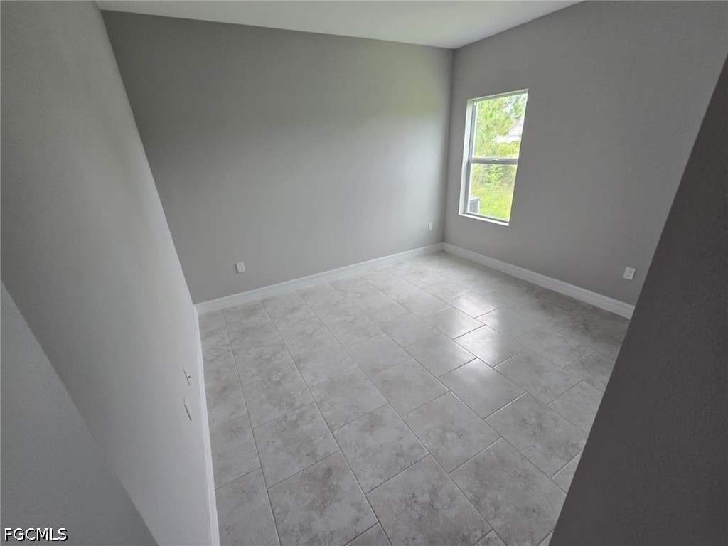 1021 Alcalde Street E - Photo 7