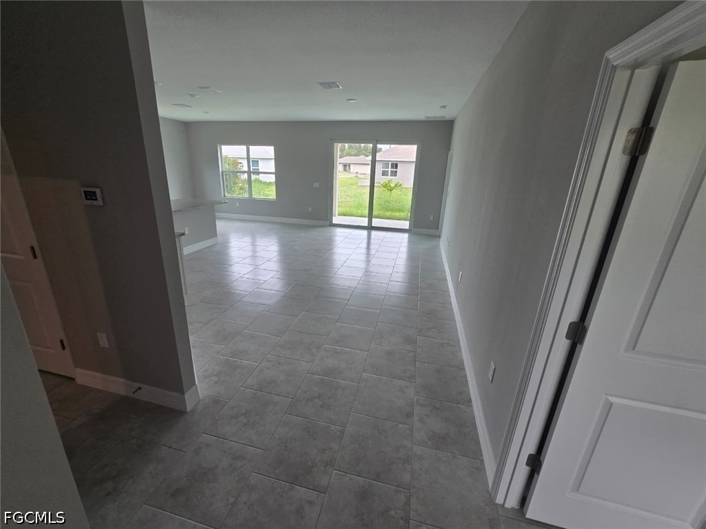 3207 68th Street W - Photo 1