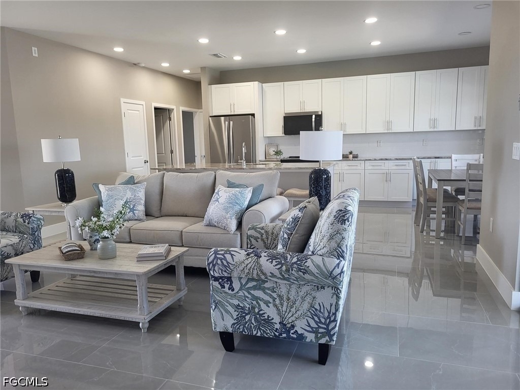 341 Nw 7th Avenue - Photo 3