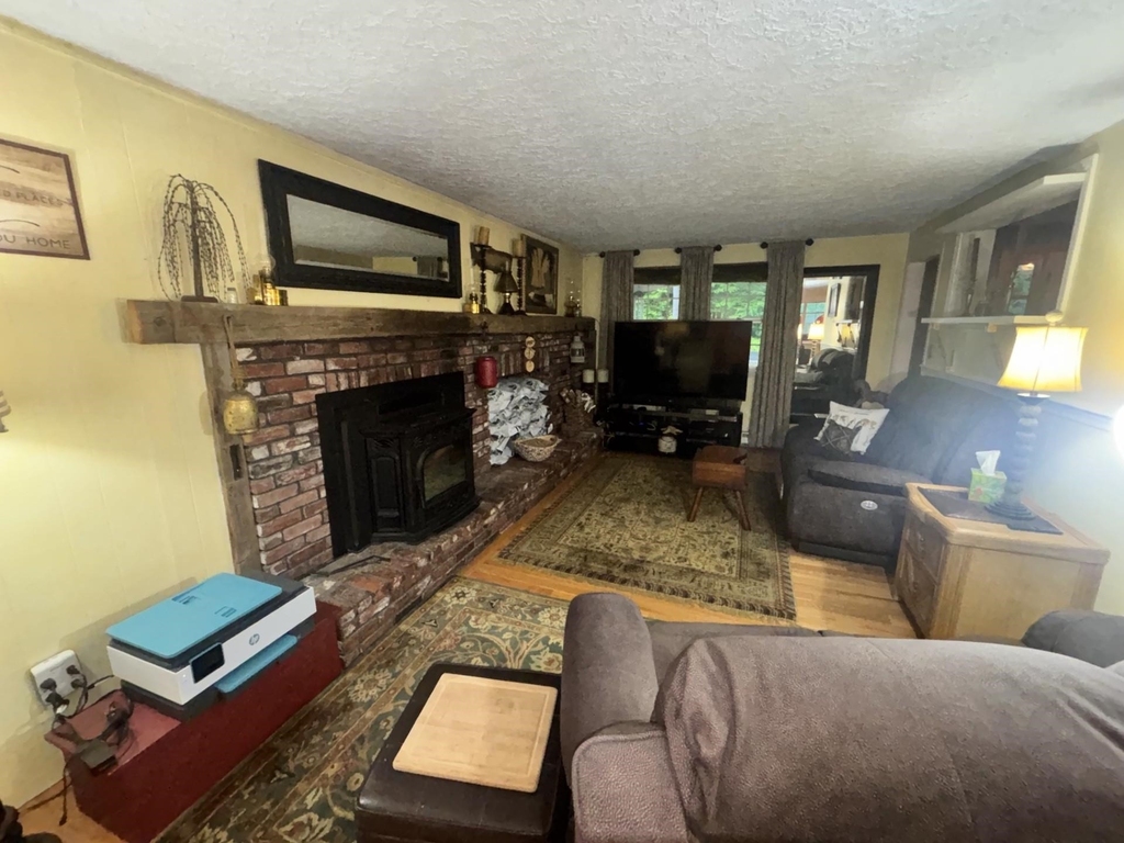 258 Redding - Photo 14