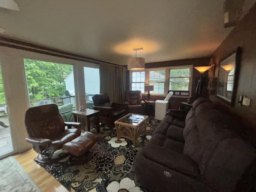 258 Redding - Photo 9