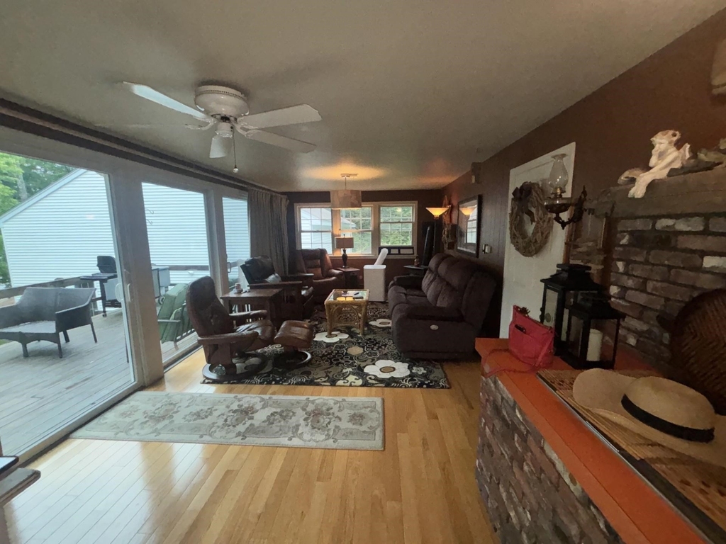 258 Redding - Photo 8