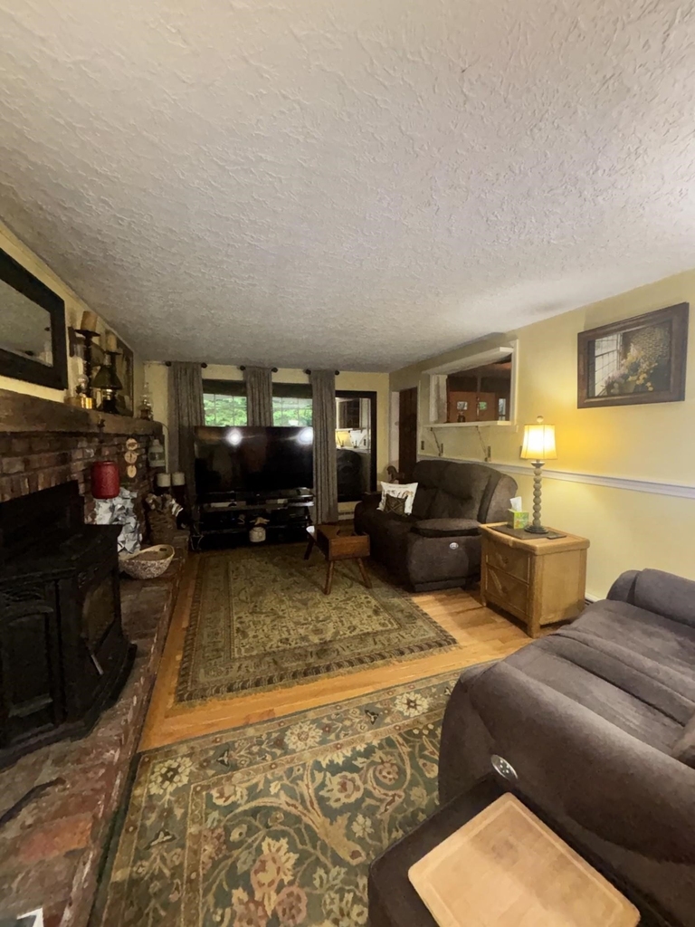 258 Redding - Photo 12