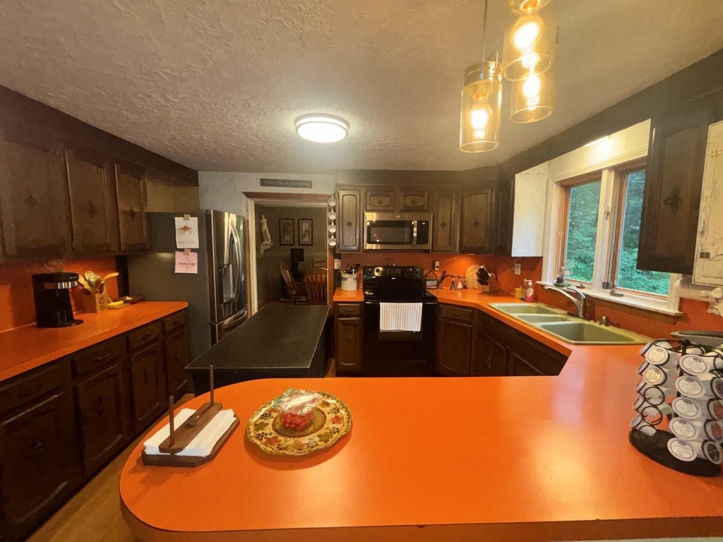 258 Redding - Photo 20
