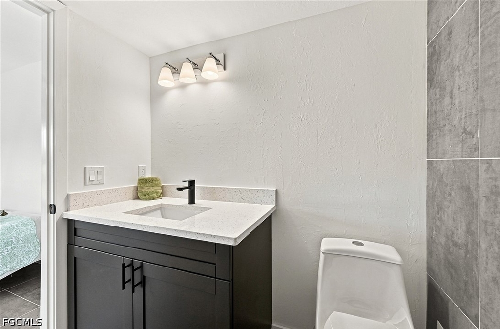16881 Davis Road - Photo 17