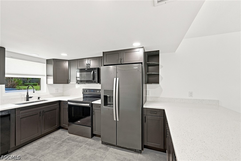 16881 Davis Road - Photo 10