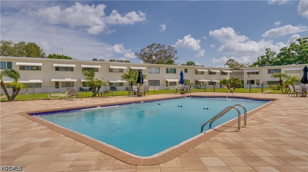 357 Joel Boulevard - Photo 9