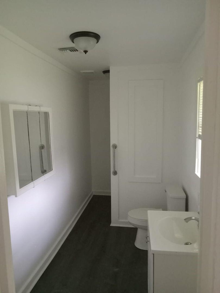 690 Avenue E - Photo 3