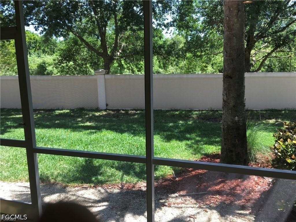 8639 Athena Court - Photo 4