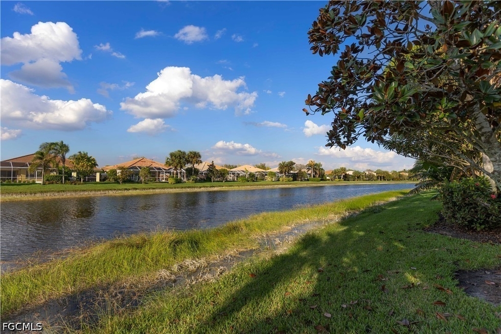 7983 Valentina Court - Photo 27