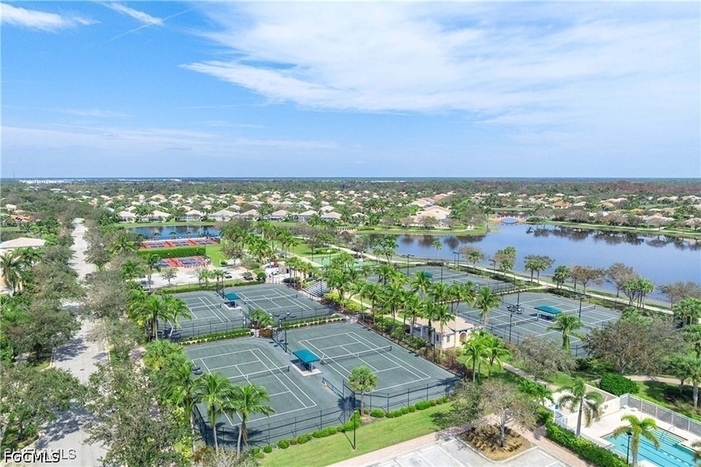 7983 Valentina Court - Photo 40