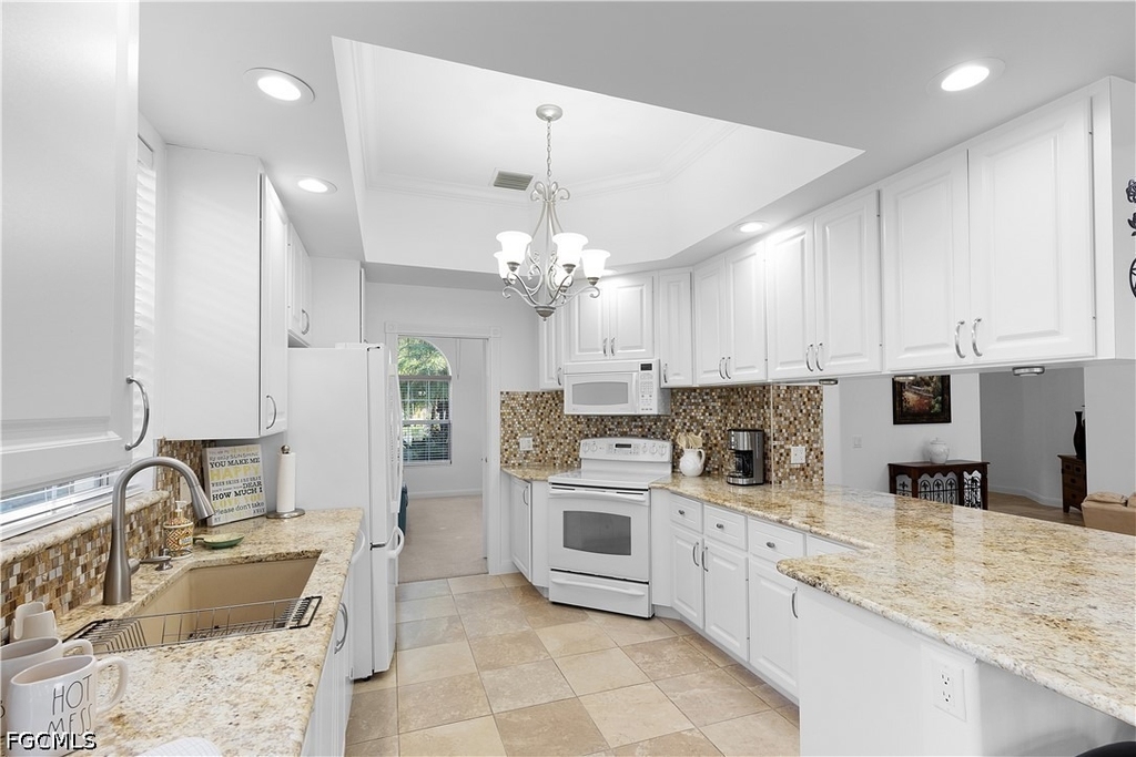 7983 Valentina Court - Photo 21