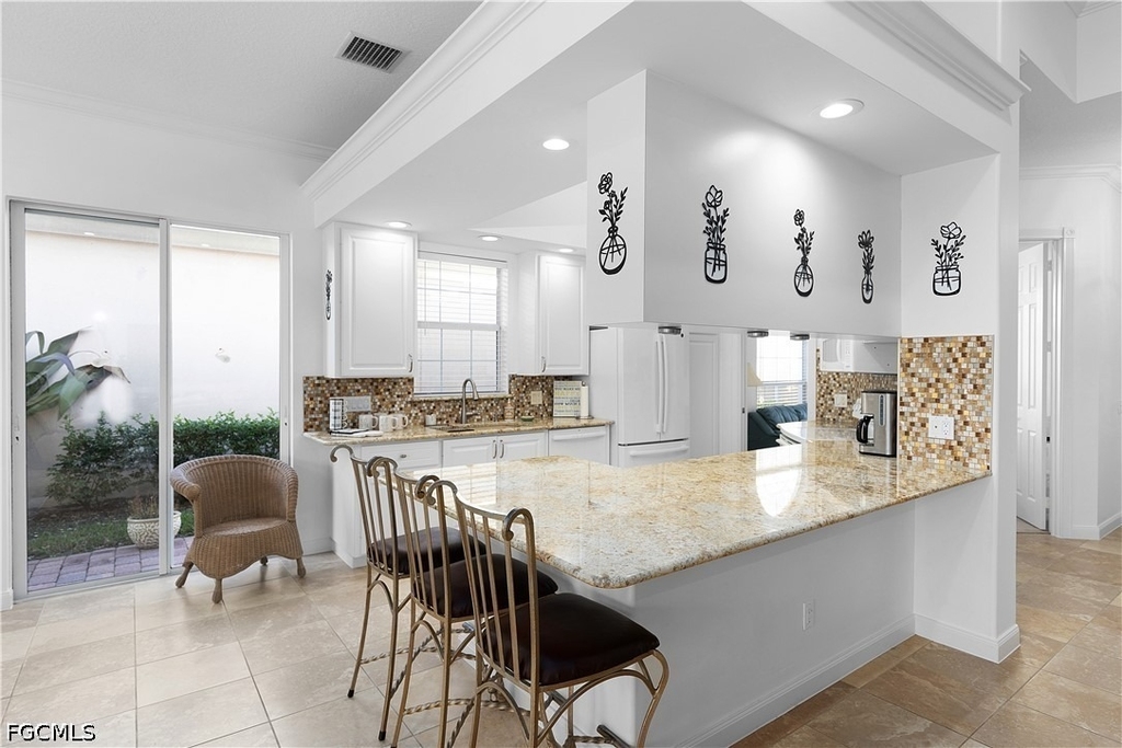 7983 Valentina Court - Photo 7