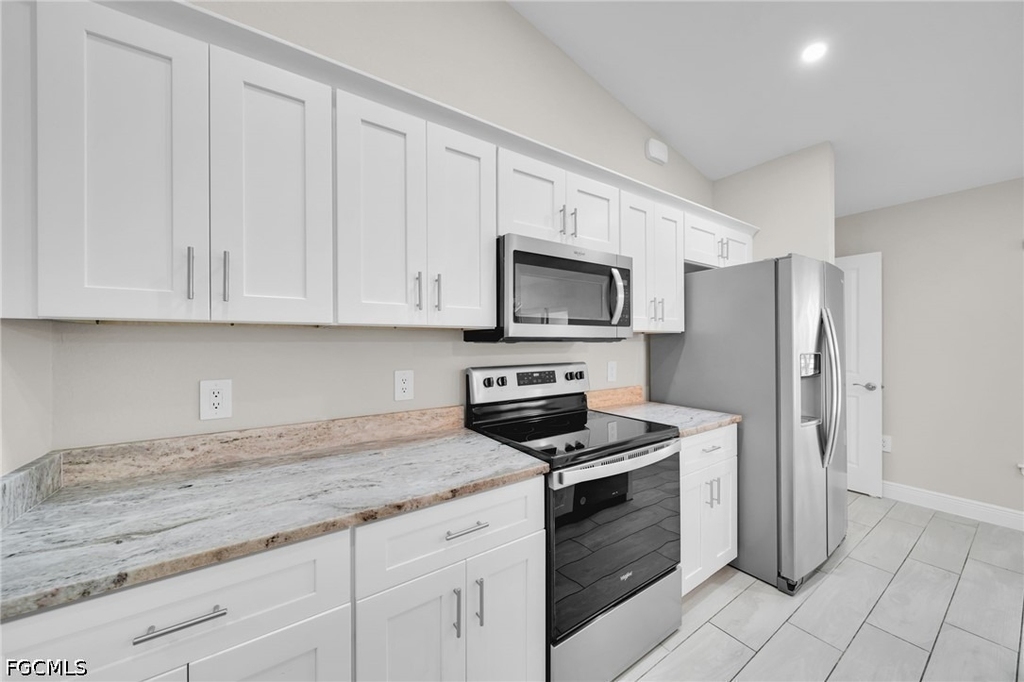4326 Ne 24th Place - Photo 8