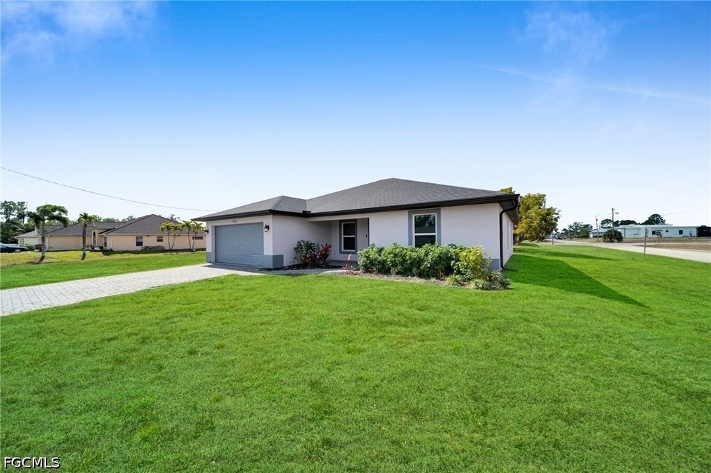 4326 Ne 24th Place - Photo 2