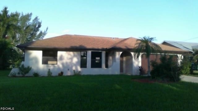1510 Se 11th Place - Photo 1