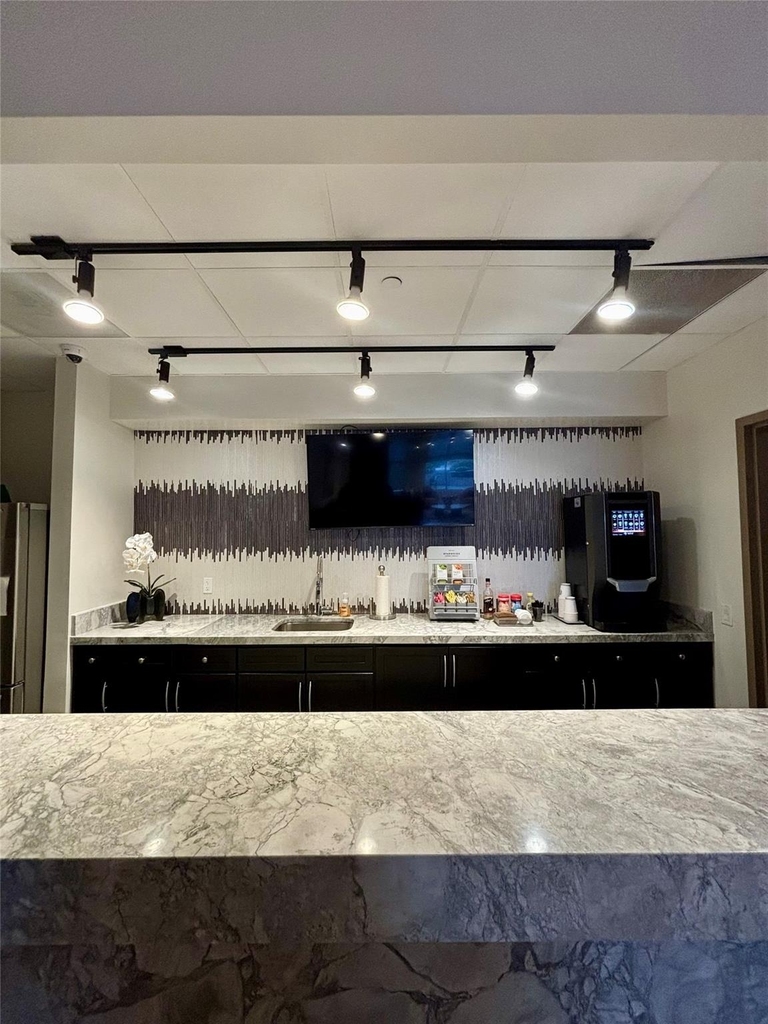 4899 Montrose Boulevard - Photo 18