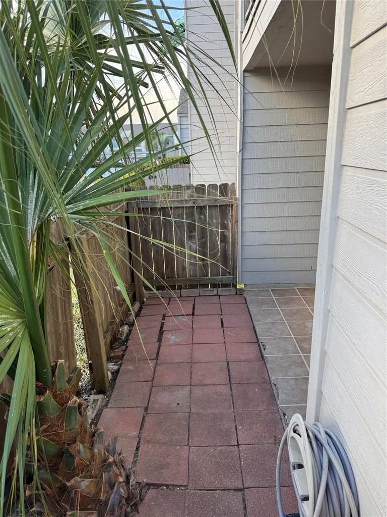 3220 69th Street - Photo 43