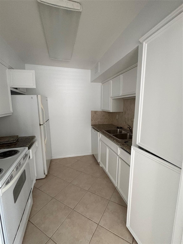 3220 69th Street - Photo 21