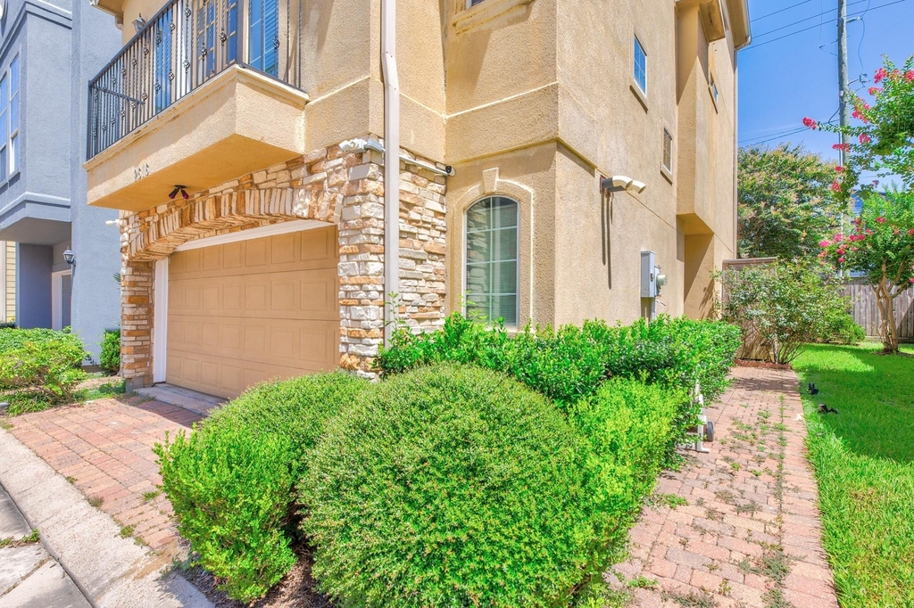 2616 Starboard Point Drive - Photo 3