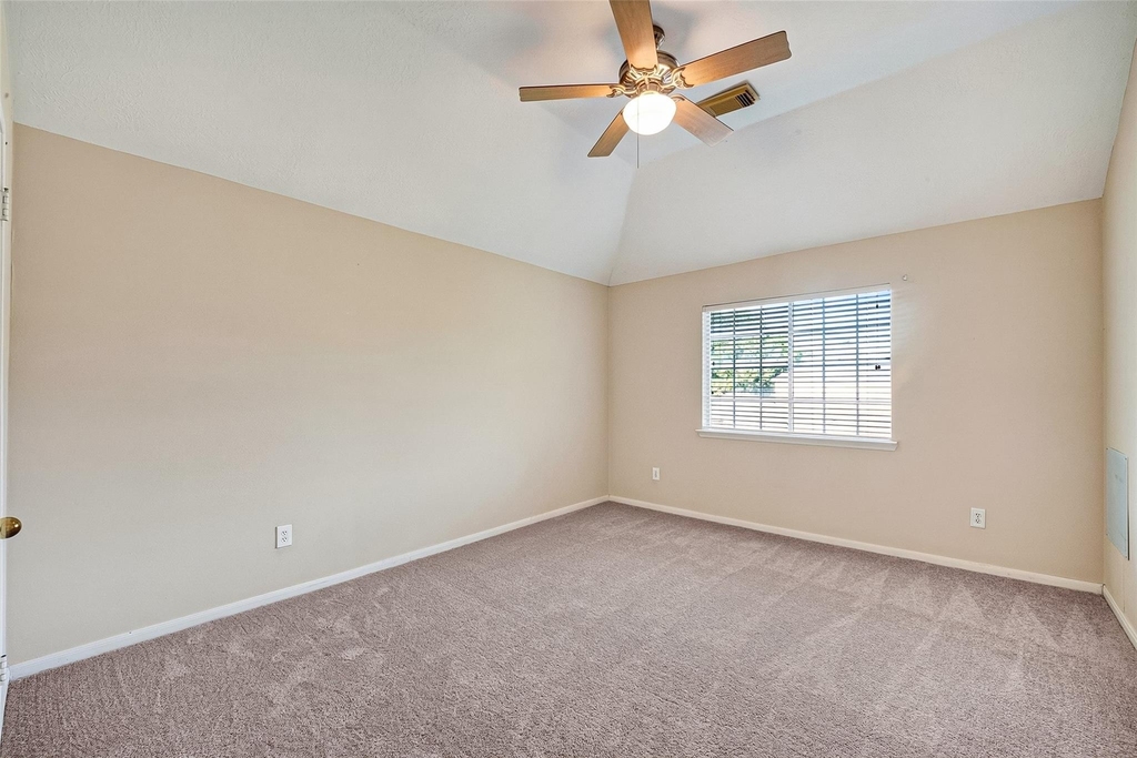 2411 Charter Oaks Court - Photo 21