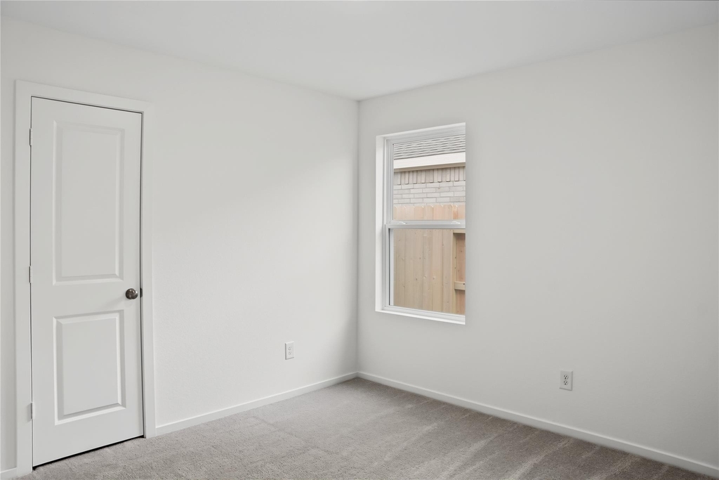 16819 Spotted Oak Dr - Photo 3