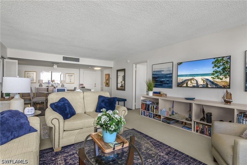 4005 Gulf Shore Boulevard N - Photo 3