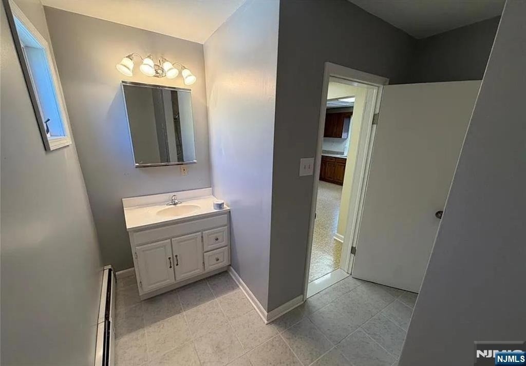 832 Paterson - Photo 4
