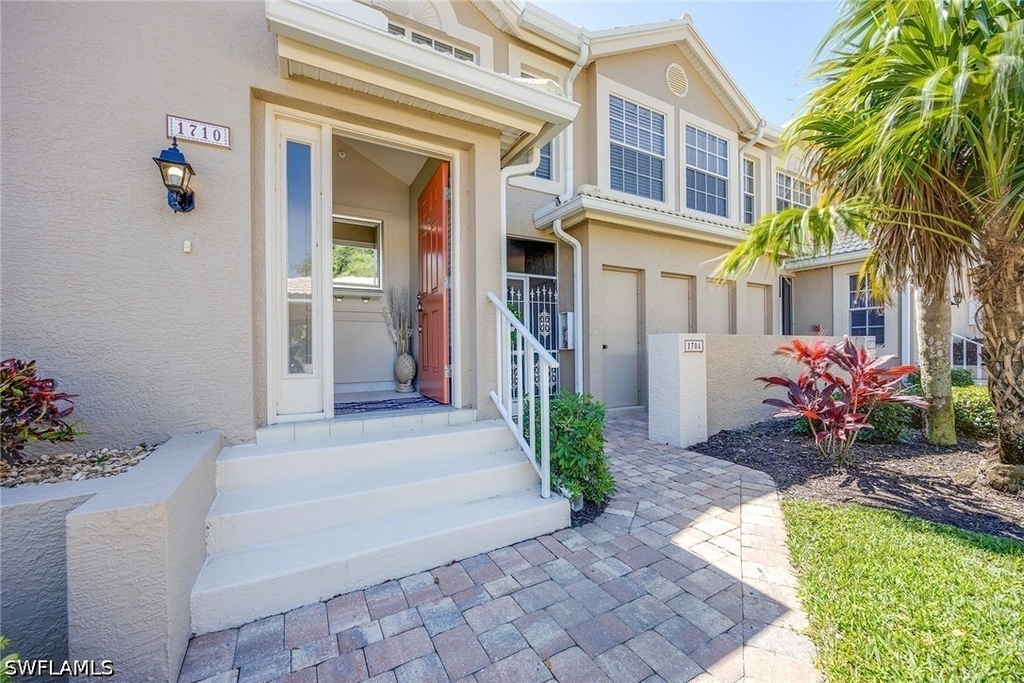 13631 Worthington Way - Photo 0