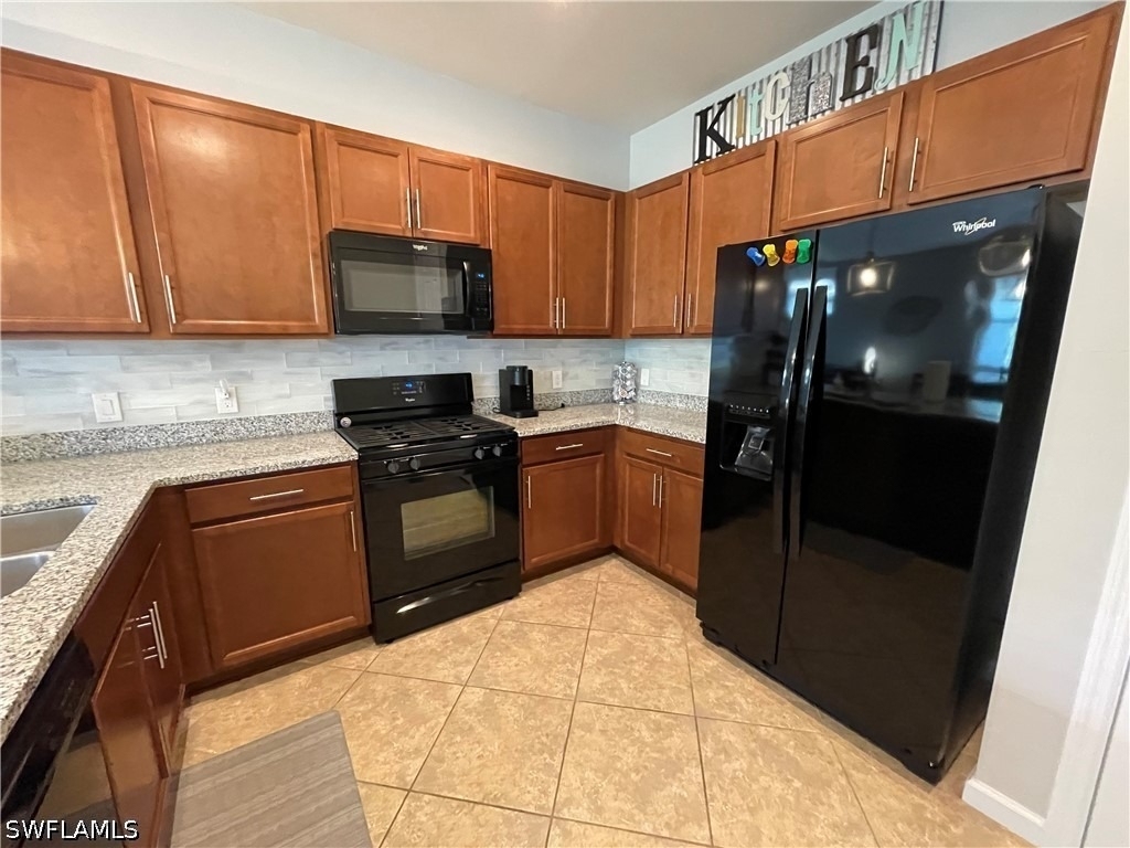 7631 Jacaranda Lane - Photo 18