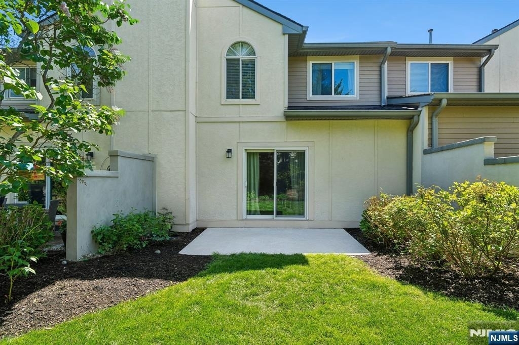 606 Park - Photo 20