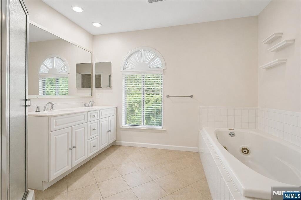 606 Park - Photo 14